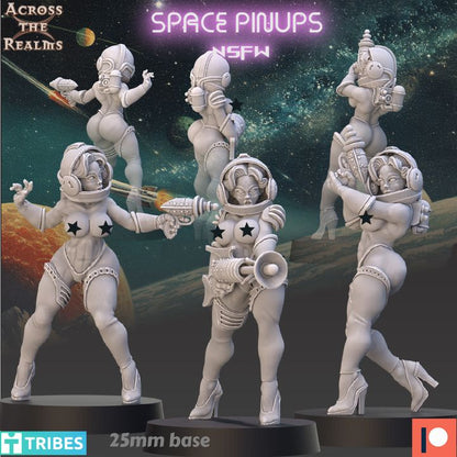 SPACE PINUPS
