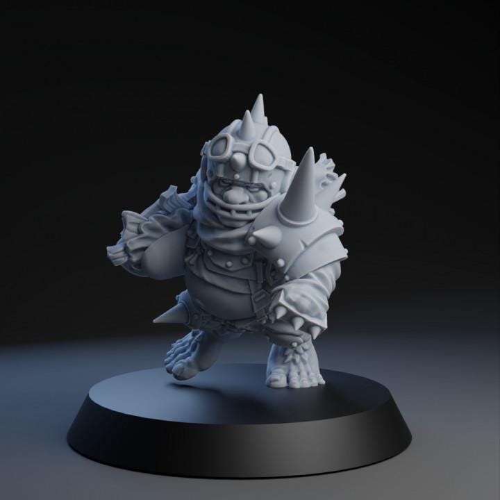 Halfling Blitzer Star Player | Fantasy Football | Halfling Team | Brutefun Miniatures