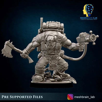 Ork Kommando with Energy Gun | Orks | 32mm | Meshbrain Labs