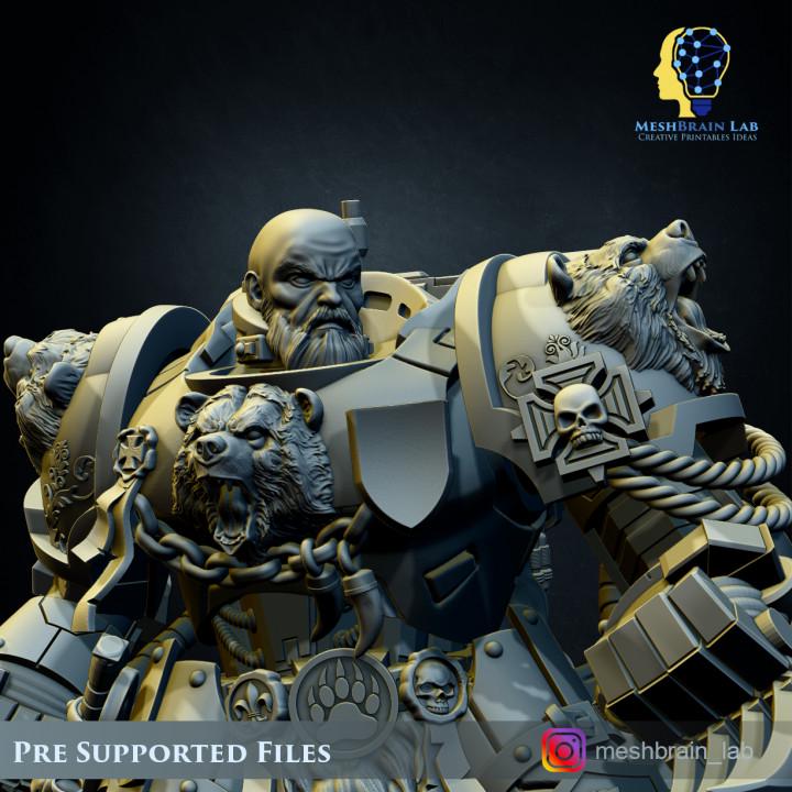 Imperial Marine Master of the order | Imperial Marines | 32mm | Meshbrain Labs